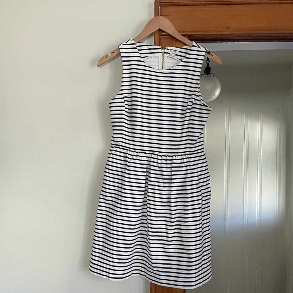 J Crew Classic Black and White Striped Dress sz XS